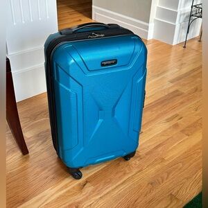 Samsonite 21 inch spinner